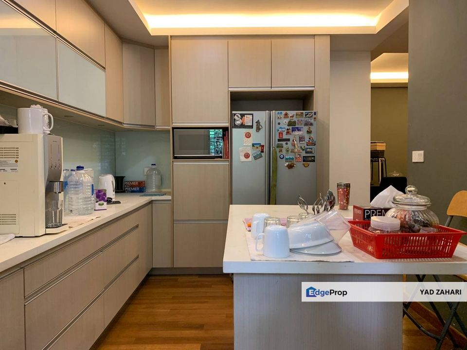 Parkville, Sunway Damansara | Townhouse 3 Bedrooms | RM880K - Hot Location, Near IKEA, Renovated & Semi Furnished, Selangor, Sunway Damansara