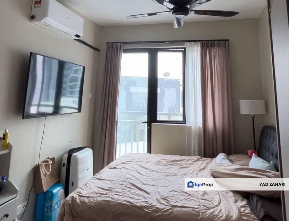 Mizumi Residence, Kepong | RM500K - Partial Furnished, Nice View & Renovated Kitchen and Yard Area, Kuala Lumpur, Kepong