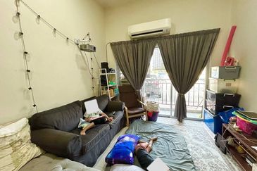 Residensi Warnasari 2