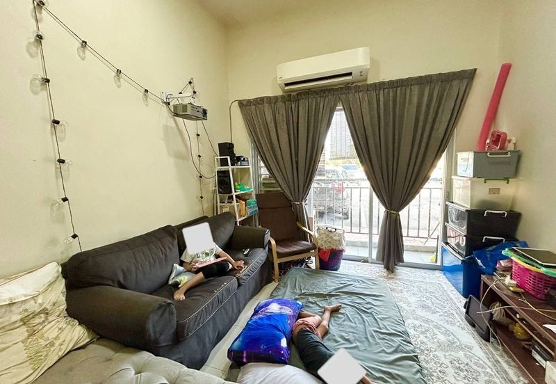 Residensi Warnasari 2