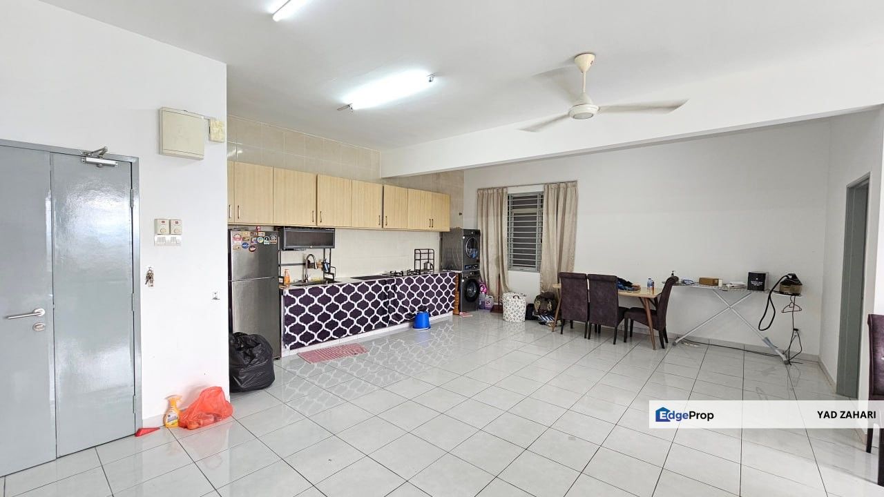 Pangsapuri Setia Impian, Kajang | RM350K - Semi Furnished, Huge Living Room & Low Density, Selangor, Seri Kembangan