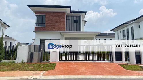 Alam Sari, Bangi | Bungalow 5 Bedrooms | RM2.1M - Freehold, Huge Land and Near Mosque, Selangor, Bangi
