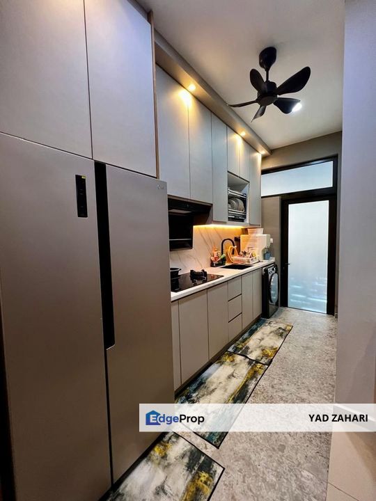 Setia Safiro, Cyberjaya | Double Storey Terrace 4 Bedrooms | RM930K - Partly Furnished, Near Masjid & School and Safe Environment, Selangor, Cyberjaya