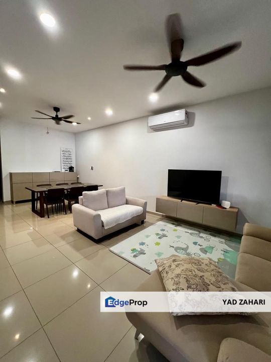 Setia Safiro, Cyberjaya | Double Storey Terrace 4 Bedrooms | RM930K - Partly Furnished, Near Masjid & School and Safe Environment, Selangor, Cyberjaya