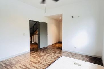 Lakefield Residences, Tropicana Heights