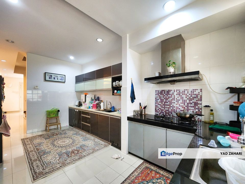 Damai Residences, Kota Kemuning, Shah Alam | Double Storey Terrace 4 Bedrooms | RM820K - Fully Furnished, Gated Guarded & Freehold, Selangor, Shah Alam