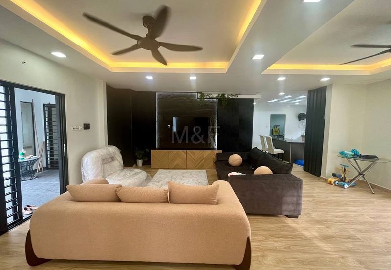 Taman Mentari, Semenyih | Double Storey Terrace 6+1 Rooms | RM850K - Corner Unit, Private Pool & Renovated New Refurbished 