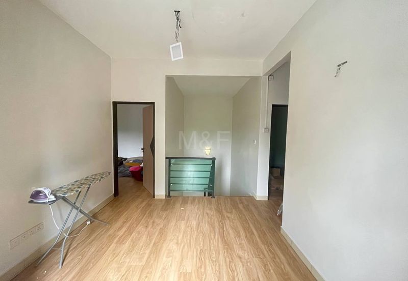 Taman Mentari, Semenyih | Double Storey Terrace 6+1 Rooms | RM850K - Corner Unit, Private Pool & Renovated New Refurbished 