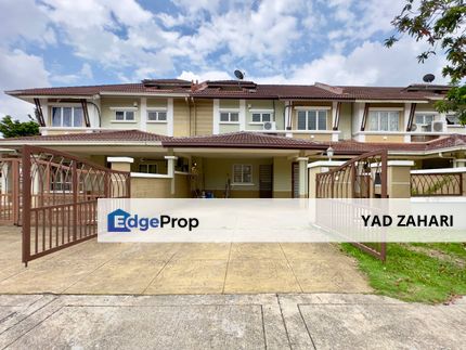 Sunway Kayangan, Shah Alam | Double Storey Superlink 4 Bedrooms | RM650K - Below MV, Renovated, Spacious, & Partial Furnished, Selangor, Shah Alam