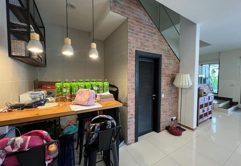 Bangi Lakehill Villas