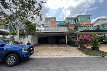 Bangi Lakehill Villas