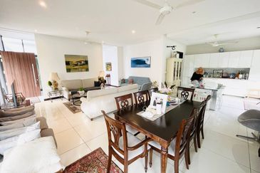 Tiana Elmina Gardens