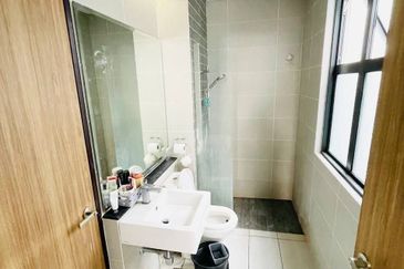 Tiana Elmina Gardens