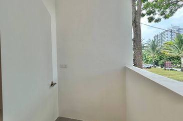 Kajang, Selangor | New Project 3 Bedrooms | RM390K- Near MRT, Cashback 30K, Easy Access to Highway