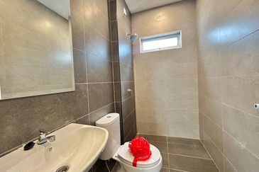 Kajang, Selangor | New Project 3 Bedrooms | RM390K- Near MRT, Cashback 30K, Easy Access to Highway