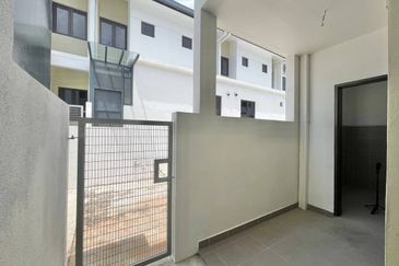 Serenia (Type Anira), Sepang | Double Storey Terrace 4 Bedrooms | RM790K - Facing Open, New Unit & Freehold Individual Title