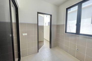 Serenia (Type Anira), Sepang | Double Storey Terrace 4 Bedrooms | RM790K - Facing Open, New Unit & Freehold Individual Title