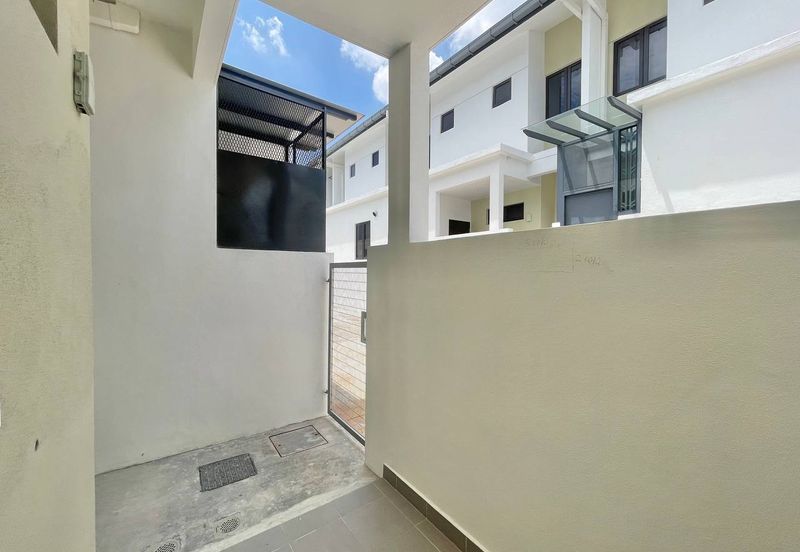 Serenia (Type Anira), Sepang | Double Storey Terrace 4 Bedrooms | RM790K - Facing Open, New Unit & Freehold Individual Title