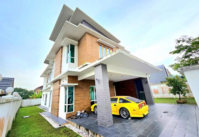 Putra Hill Residency