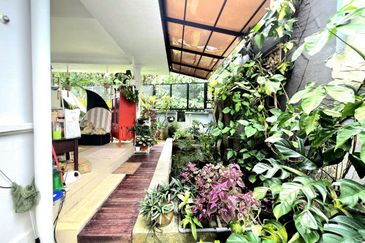 Jalan Kolam Air Lama C 