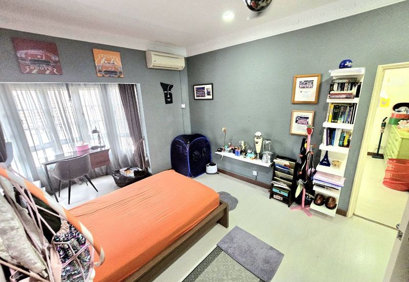 Jalan Kolam Air Lama C 