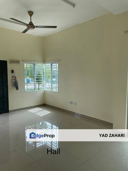 Taman Orkid Maju, Seksyen 29, Shah Alam | Single Storey Semi-D 4 Bedrooms | RM540K - Below MV and Nearby Amenities, Selangor, Shah Alam