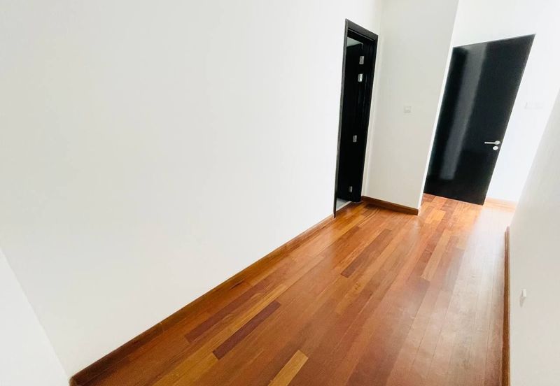 Augusta Residence, Presint 12