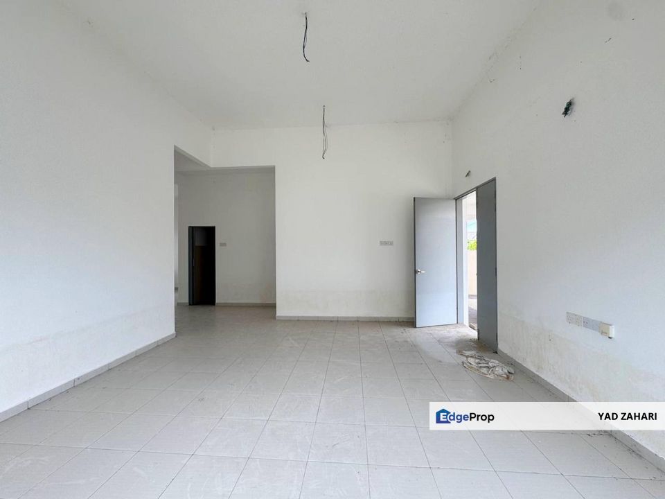 Taman Desa Indah Putera, Sepang | Single Storey Semi-D 4 Bedrooms | RM530K - Extra land 5ft, Nearby KLIA and Kota Warisan & Individual Title, Selangor, Sepang