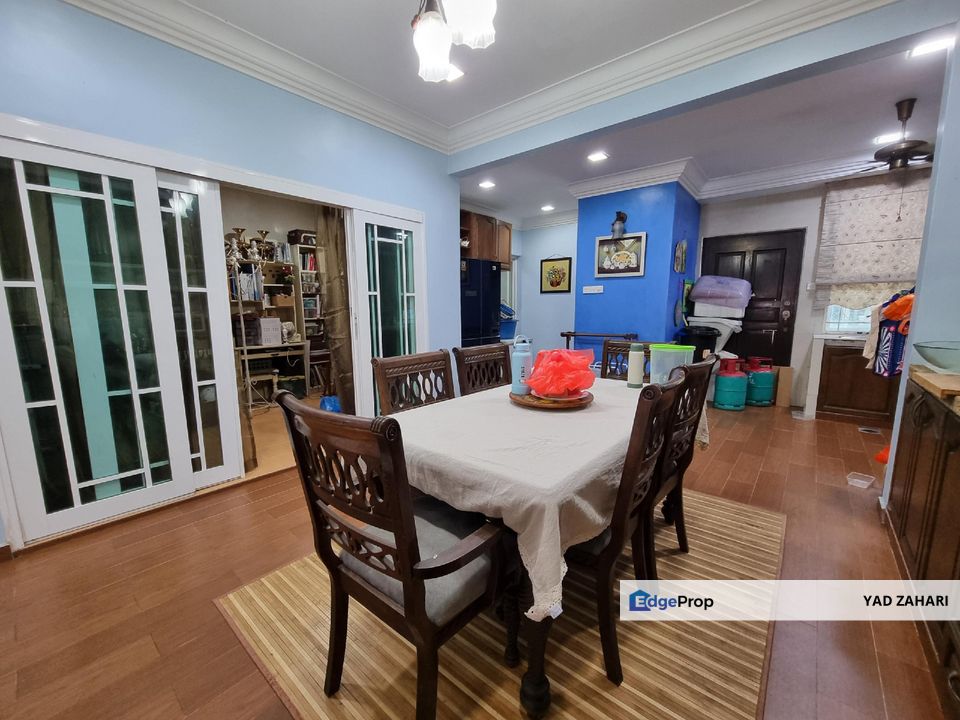  Sri Suria Bukit Rimau Seksyen 32, Shah Alam | Double Storey Terrace 4 Bedrooms | RM1.18M- Endlot and Big Builtup, Selangor, Shah Alam