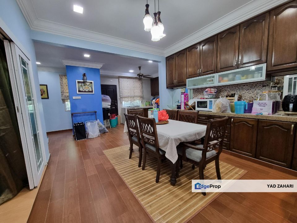  Sri Suria Bukit Rimau Seksyen 32, Shah Alam | Double Storey Terrace 4 Bedrooms | RM1.18M- Endlot and Big Builtup, Selangor, Shah Alam