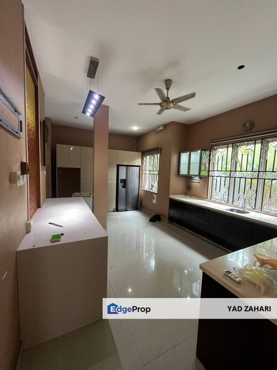 Taman OUG, Kuala Lumpur | 3 Storey Bungalow 7 Bedrooms | RM2.9M - Extra Land, Nearby Amenities & Freehold, Kuala Lumpur, KL City