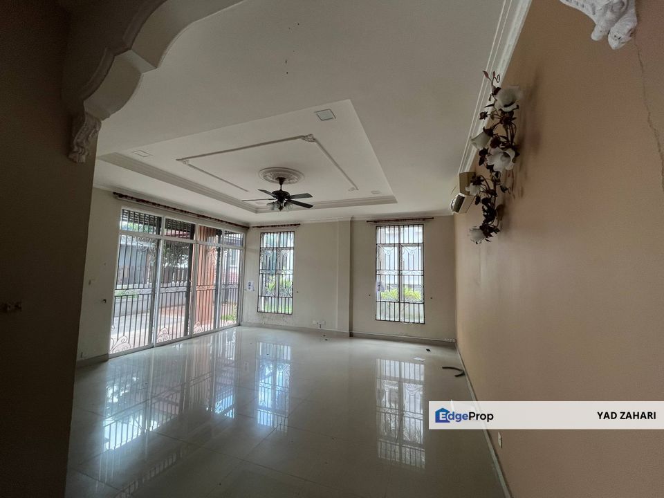 Taman OUG, Kuala Lumpur | 3 Storey Bungalow 7 Bedrooms | RM2.9M - Extra Land, Nearby Amenities & Freehold, Kuala Lumpur, KL City