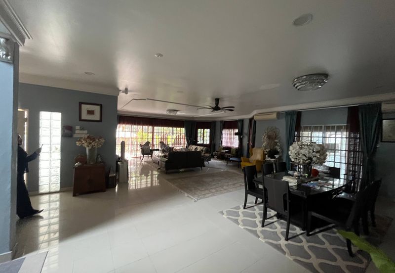 Jalan Kolam Air Lama B