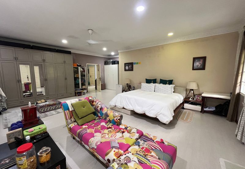 Jalan Kolam Air Lama B