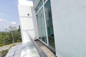 Clover Garden Residences