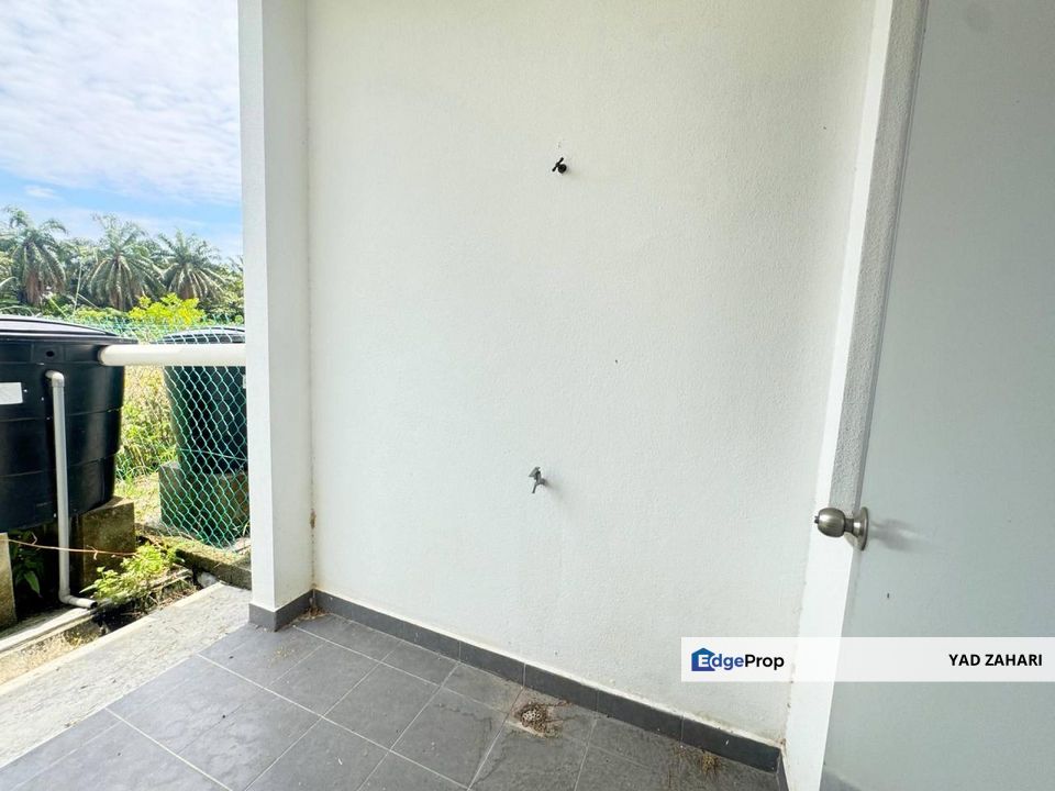 Taman Desa Indah Putera, Sepang | Single Storey Semi-D 4 Bedrooms | RM530K - Nearby KLIA & Kota Warisan and Extra Land Back & Side, Selangor, Sepang