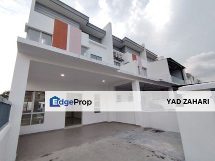 Jalan Kebun Baru, Telok Panglima Garang | Double Storey Terrace 4 Bedrooms | RM490K - Endlot, Gated Community & Near School with Extra Land, Selangor, Telok Panglima Garang