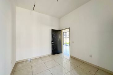 Elmina Green Three @ City of Elmina