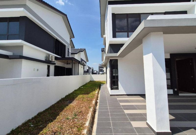 Casablanca 1 @ Alam Impian