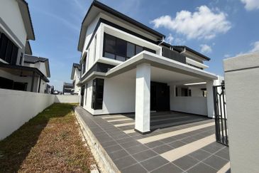 Casablanca 1 @ Alam Impian