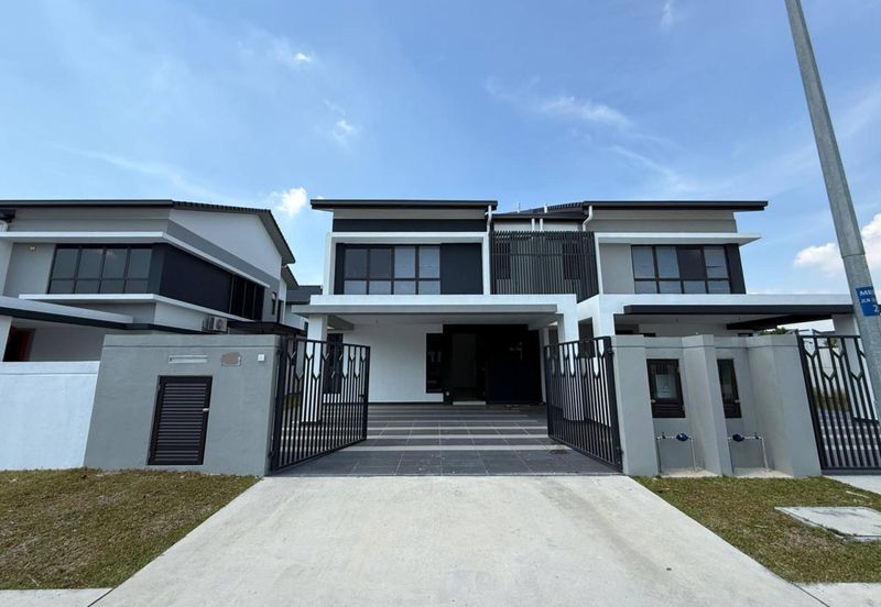 Casablanca 1 @ Alam Impian