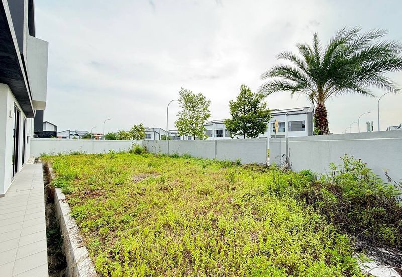 Casablanca 1 @ Alam Impian