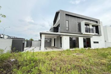 Casablanca 1 @ Alam Impian