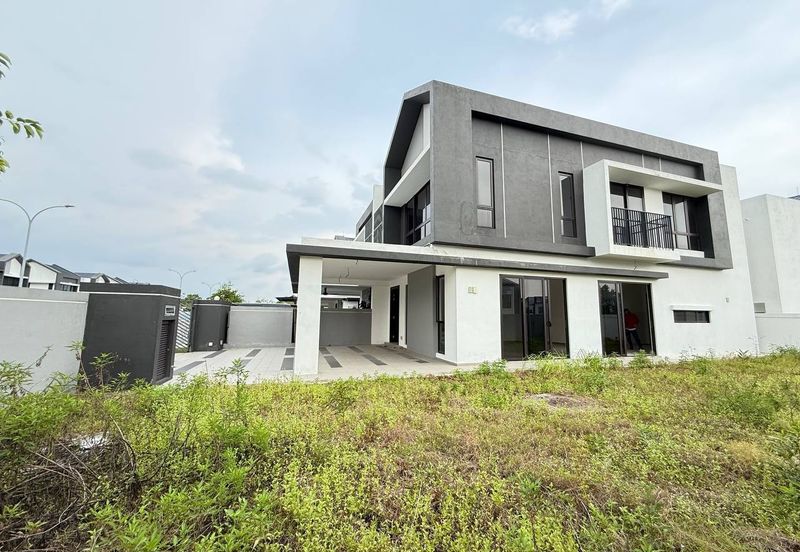 Casablanca 1 @ Alam Impian