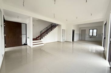 Casablanca 1 @ Alam Impian