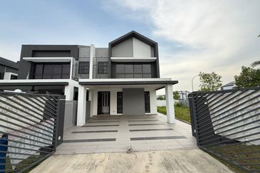 Casablanca 1 @ Alam Impian