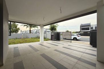 Casablanca 1 @ Alam Impian