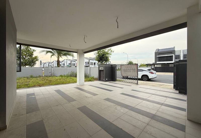 Casablanca 1 @ Alam Impian