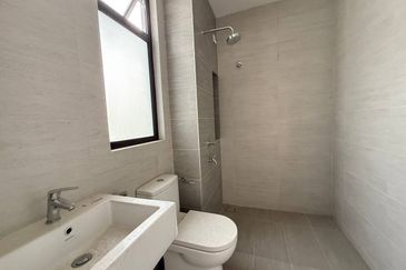 Casablanca 1 @ Alam Impian