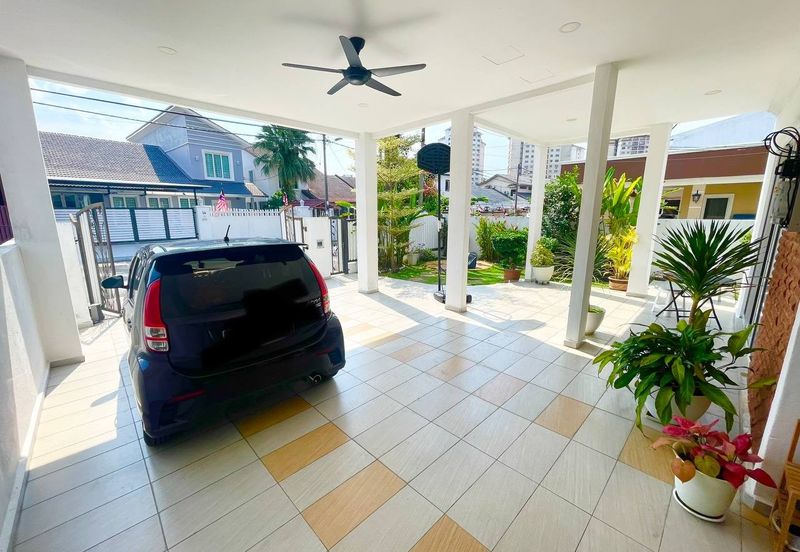 Taman Desa Keramat AU2